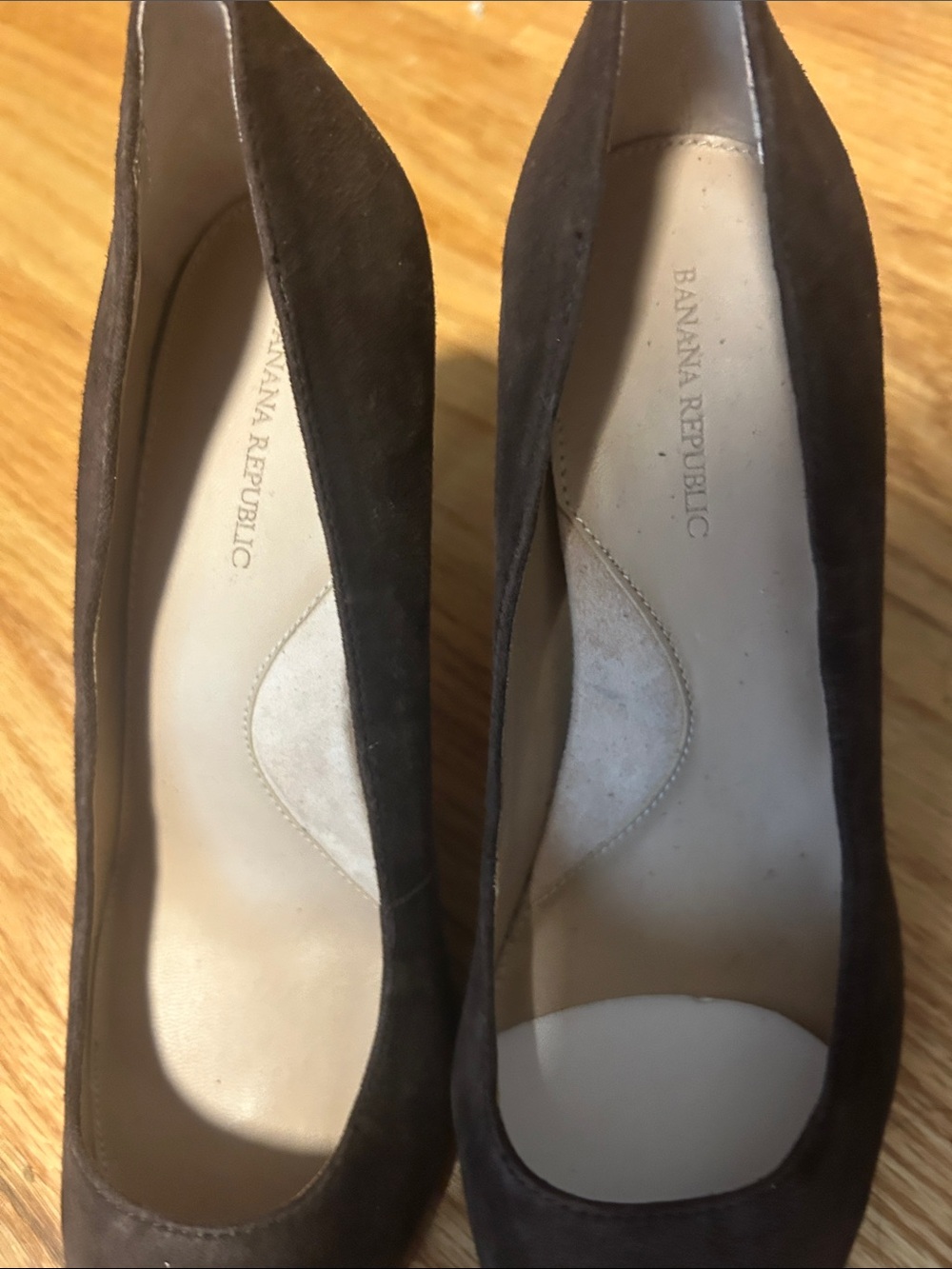Banana Republic Dark Brown Suede Pointed-Toe Heels - Picture 3 of 4